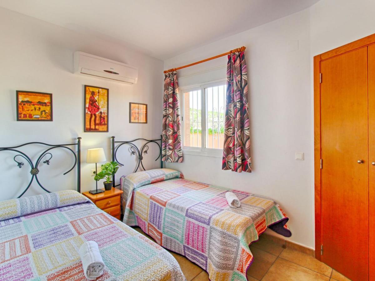 Enrique By Interhome Villa