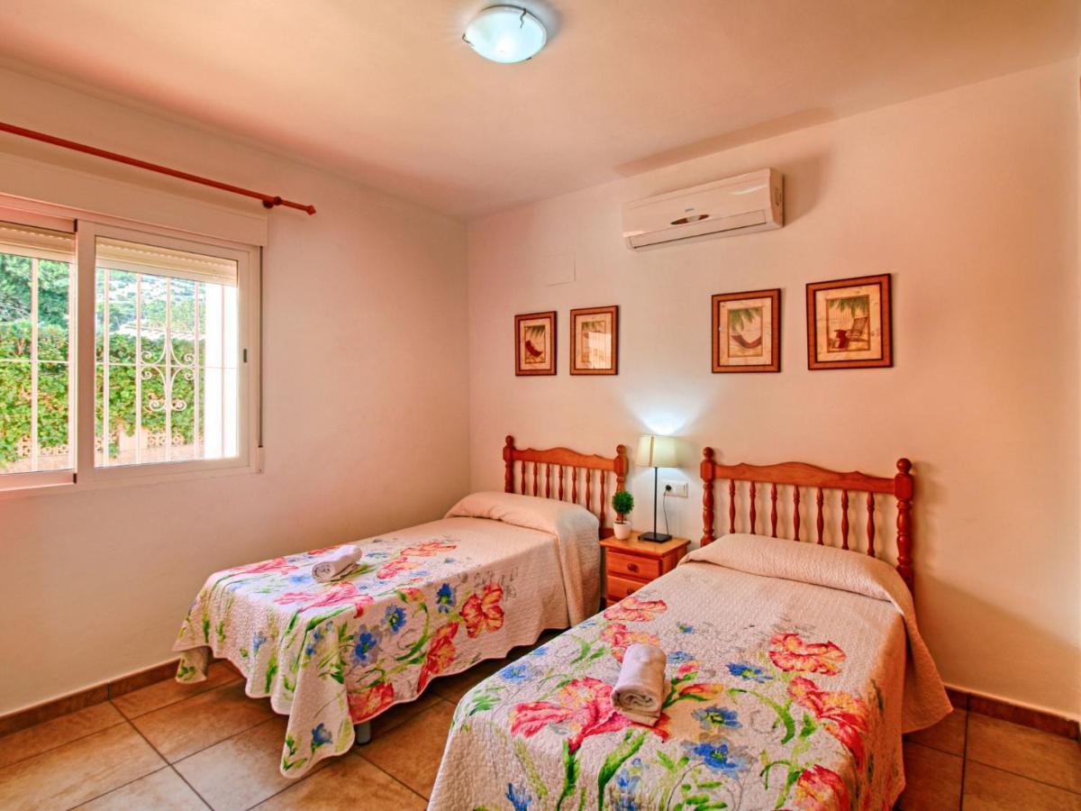 Enrique By Interhome Villa