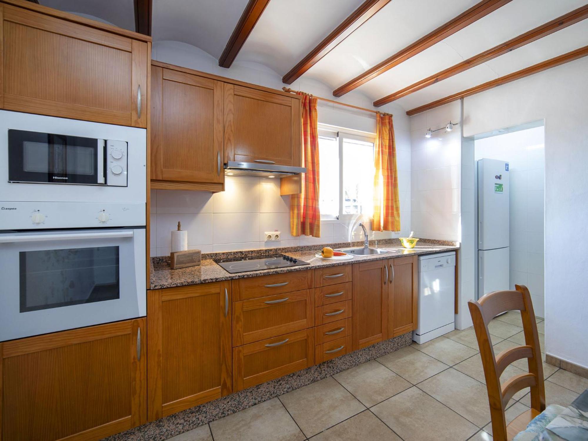 Enrique By Interhome *